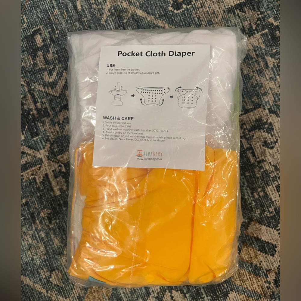 Alvababy Pocket Cloth Diaper in Yellow and White